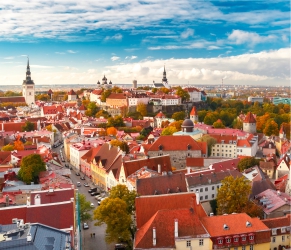Impacto menor da pandemia em Tallin - Capital da Estônia. Tallin é considerada uma das cidades mais conectadas do mundo.